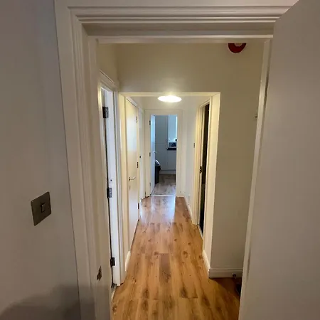 4 Websters Yard, Highgate كندال